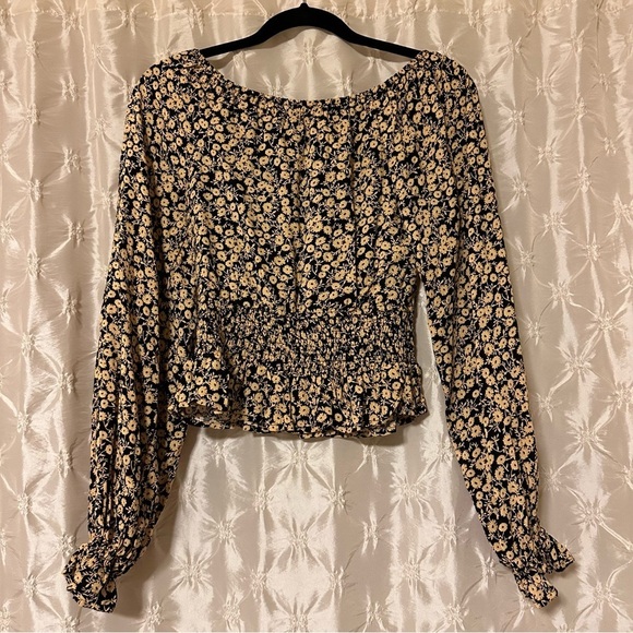 Lost + Wander Pick Me Golden Hour Smock Waist Top Crop Tan Black Floral - Picture 5 of 11